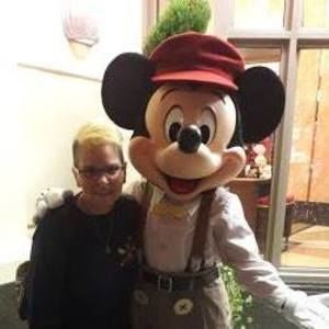 Meet your Posher, Sherry